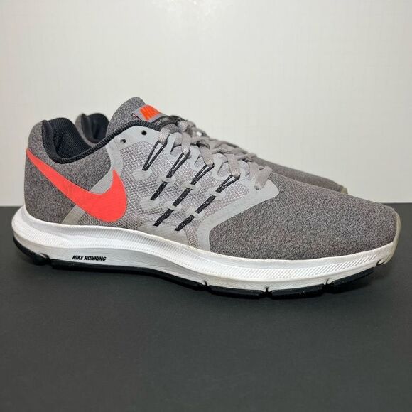 Womens NIKE Run Swift Grey Running Shoes / Size 9 - Picture 1 of 9